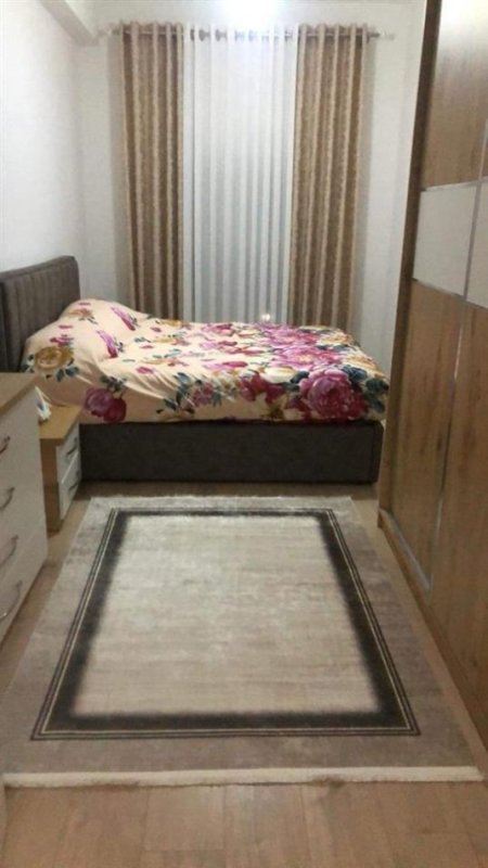 Jepet me qera apartament 2+1  ne Ali Dem