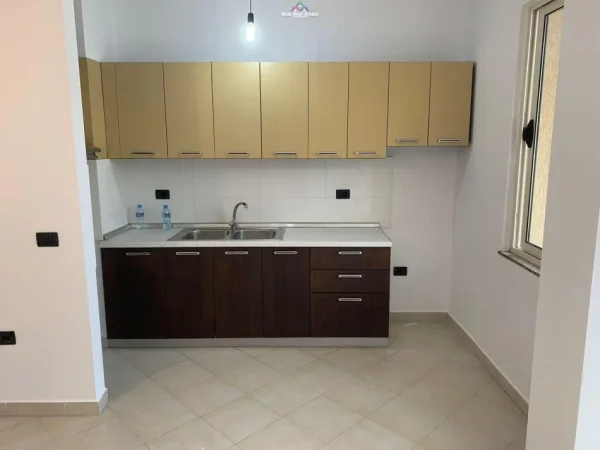 Apartament 1+1 Per Shitje Ne Astir (ID B110267) Tirane.