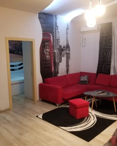 Jepet me qera Apartamenti 2+1 400 mije leke , Vasil Shanto , te ish europiani