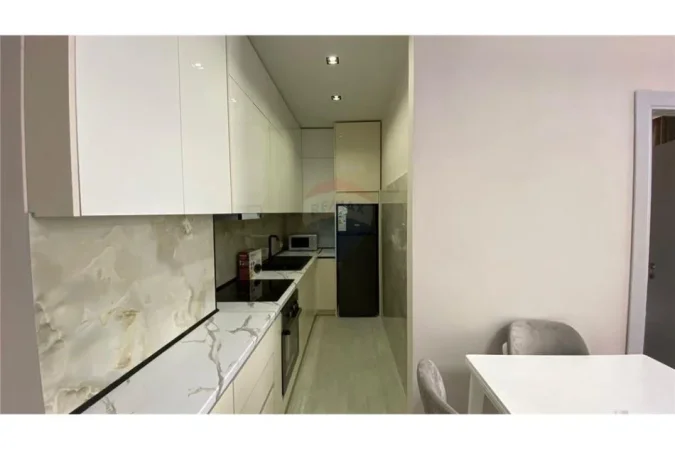 Jepet me qera apartament 1+1 ne rrugen e Dibres