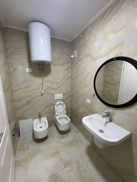 Tirane, jepet me qera apartament 2+1+2  450 Euro (ASTIR VILA L2)