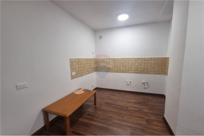 APARTAMENT 2+1 PER SHITJE TE HIM KOLLI!