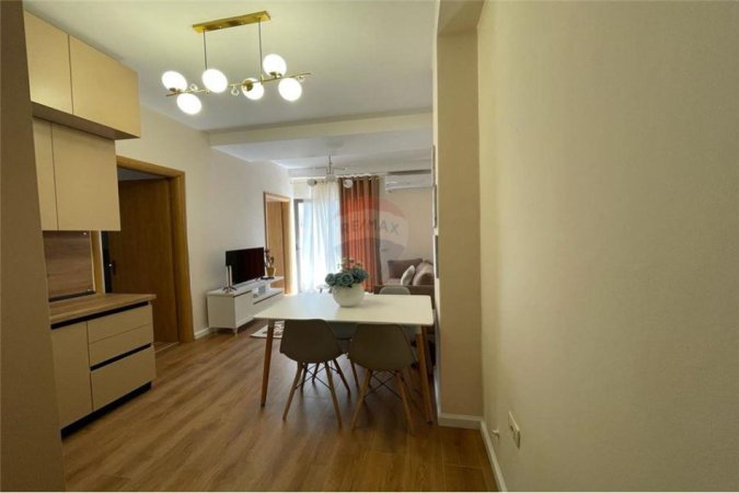 Apartament 2+1 per qira , Selvia