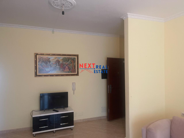 JEPET ME QERA AFATGJATE APARTAMENT 2+1 ME PAMJE DETI NE LUNGOMARE, VLORE