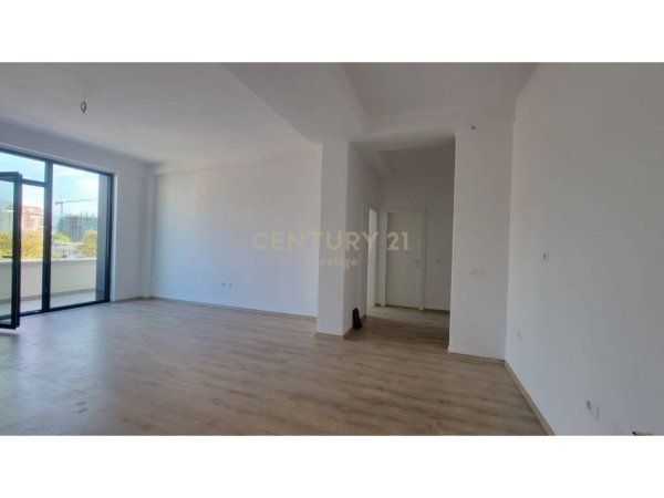 APARTAMENT 3+1+2+POST PARKIMI ME QERA TE DOMUS RESIDENCE, MYSLYM SHYRI, TIRANE!