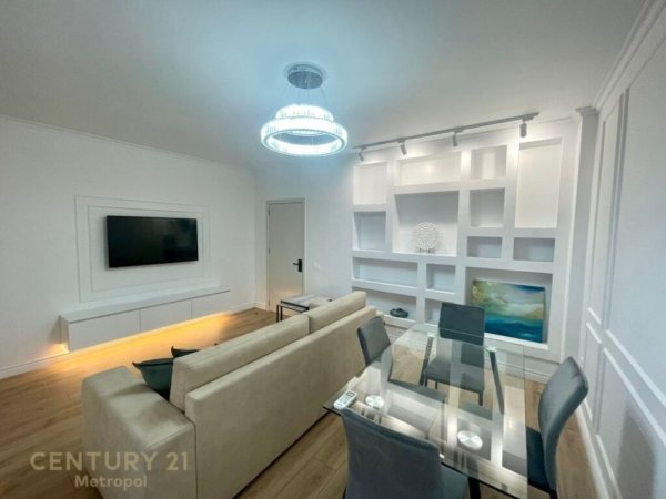 MYSLYM SHYR, APARTAMENT 2+1 PER QIRA! , 800euro