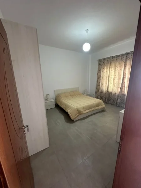 Jepet Shtepi  me qera,    ne Vile 1+1   ID   11908