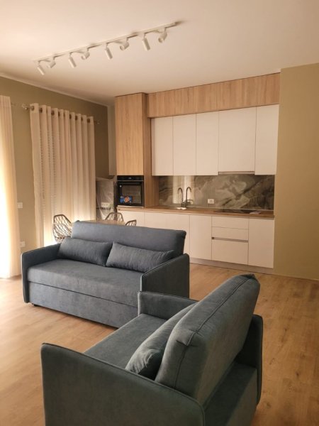 📢 Apartament 1+1 me Qera, te Kompleksi Delijorgji, sip.75 m2🔑