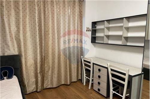 JEPET APARTAMENT 2+1 ME QIRA te Kodra e Diellit