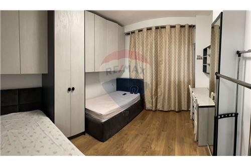 JEPET APARTAMENT 2+1 ME QIRA te Kodra e Diellit