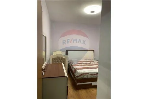 JEPET APARTAMENT 2+1 ME QIRA te Kodra e Diellit