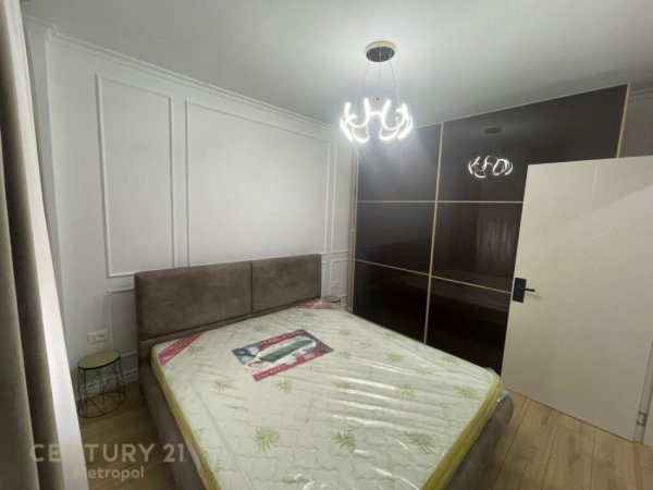 MYSLYM SHYR, APARTAMENT 2+1 PER QIRA!