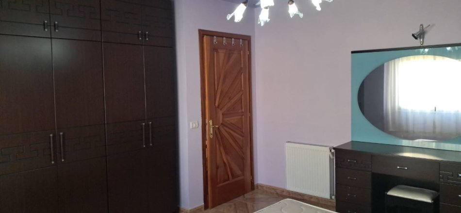 Apartament 2+1 me qera - Laprak