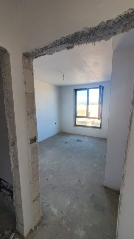 Shitet Apartament 1+1 ne Residencen Porto Lalazi!