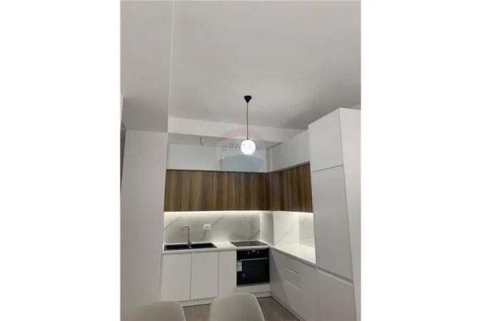 Jepet apartament me qera 2+1 ne Ali Dem