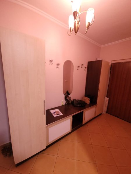 Apartament me Qera 2+1