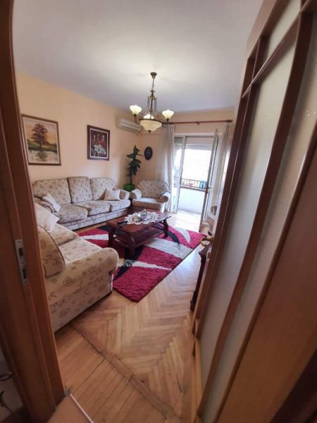 Tirane, jepet me qera apartament 2+1+A+BLK Kati 3, 93 m² 450 Euro
