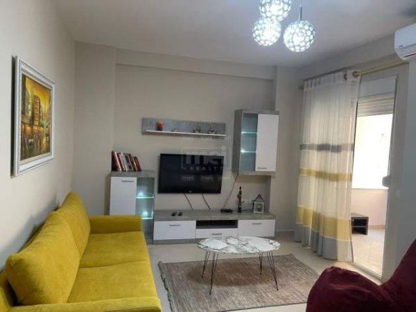 Tirane, jepet me qera apartament 2+1+BLK Kati 2, 94 m² 500 Euro (Selite)