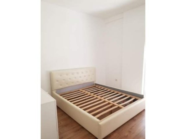 Tirane, jepet me qera apartament 2+1+BLK Kati 4, 100 m² 500 Euro (kodra e diellit)