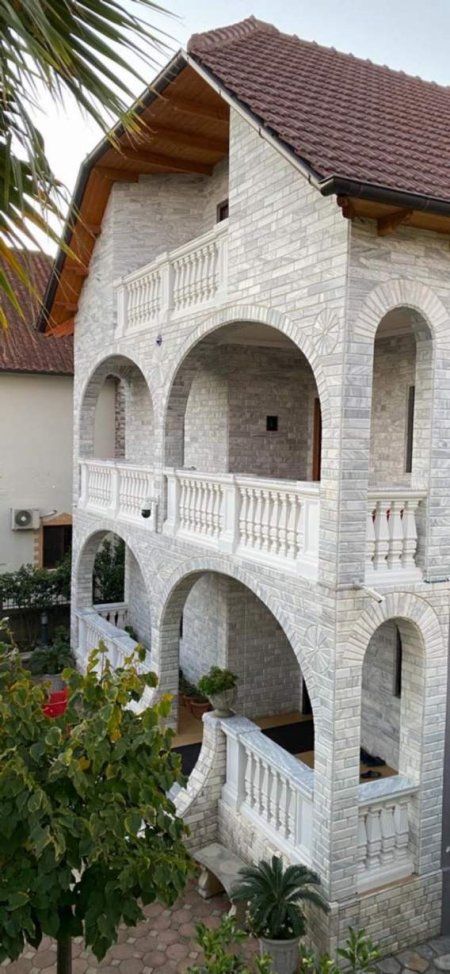 Tirane, jepet me qera Vile 3 Katshe Kati 3, 1.500 Euro