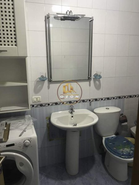 Tirane, jepet me qera apartament 2+1+BLK Kati 2, 98 m² 420 Euro (21 Dhjetori)