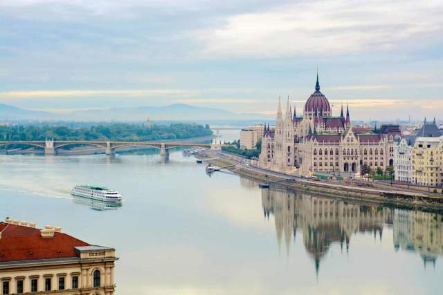 Tirane, ofroj City-tour Hungari UDHETIM NE BUDAPEST 22 SHTATOR 299 Euro