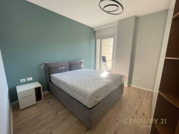 Tirane, jepet me qera apartament 1+1 Kati 5, 62 m² 600 Euro