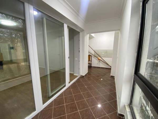 Tirane, shes apartament Kati 3, me verande, 127 m² 245.000 Euro (Faik Konica)