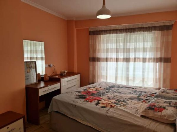 Tirane, jepet me qera apartament 2+1 Kati 3, 94 m² 550 Euro (Kompleksi Magnet)