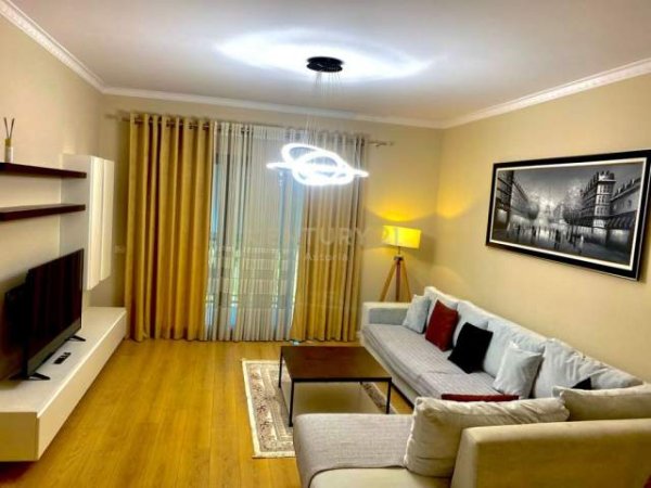 Tirane, jepet me qera apartament 2+1+A+BLK Kati 4, 121 m² 500 Euro