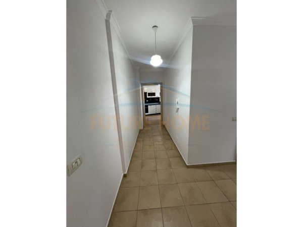 SHITET APARTAMENTI 2+1+2 NE ASTIR PRANE OZONIT