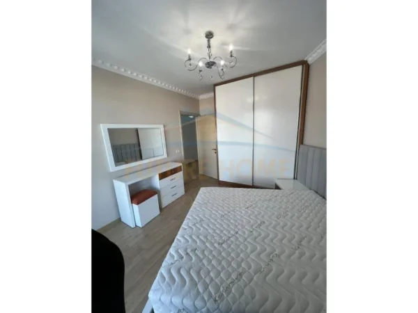SHITET APARTAMENTI 2+1+2 NE ASTIR PRANE OZONIT