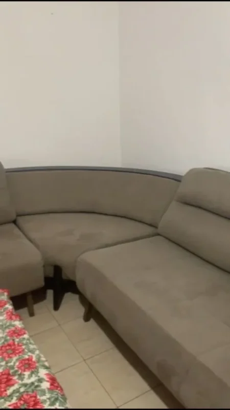 Jepet me qera Apartamenti 2+1 350 mije leke,  Oxhaku.