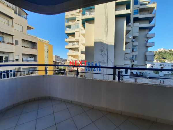 JEPET ME QERA AFATGJATE APARTAMENT 2+1 NE VLORE