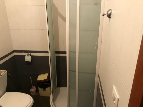 Jepet Shtepi  me qera,    ne Pallat i Ri 2+1