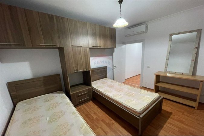 Apartament 2+1+2 me Qera, Hipoteka, Harry Fultz