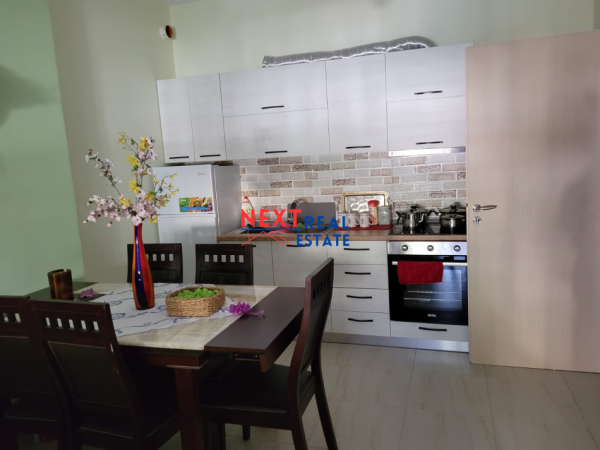 SHITET SUPER APARTAMENT 2+1 NE LUNGOMARE, VLORE