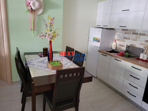 SHITET SUPER APARTAMENT 2+1 NE LUNGOMARE, VLORE