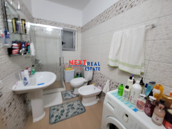 SHITET SUPER APARTAMENT 2+1 NE LUNGOMARE, VLORE