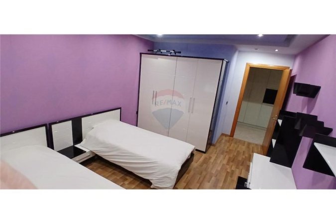 Jepet me qira apartament 2+1+2 tek Rruga Elbasanit