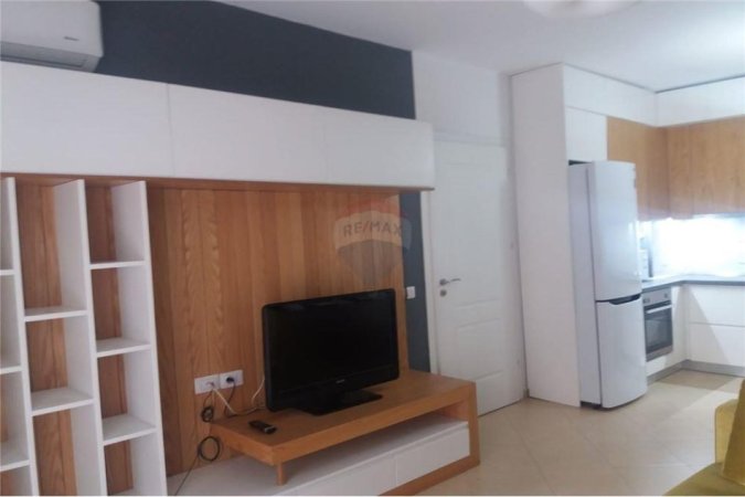 Apartament 2+1+post parkimi te 5 Maji