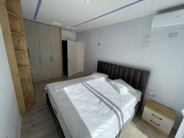 APARTAMENT  2+1+POST PARKIMI PER QIRA NE QENDER!