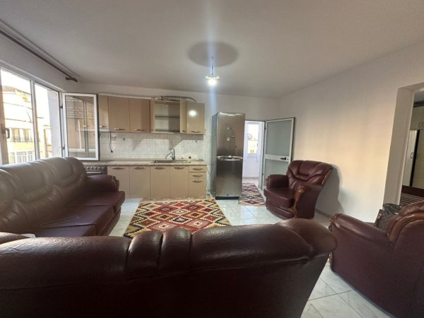 Shitet apartament 2+1 Tirane 70 M2 CMIMI 80 000 EURO