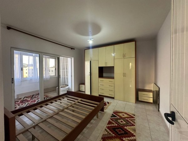 Shitet apartament 2+1 Tirane 70 M2 CMIMI 80 000 EURO