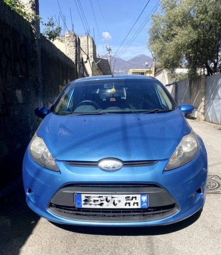 Shitet Ford Fiesta 2010 4500Euro