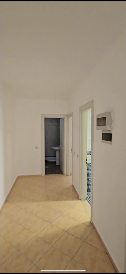 Apartament 2+1+2 ne shitje tek Zogu i Zi.