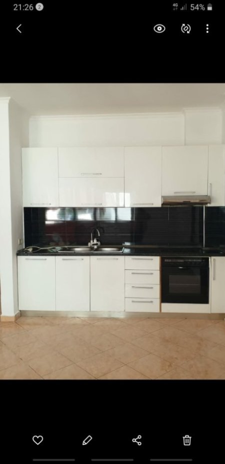 Tirane, jepet me qera apartament 2+1+A+BLK Kati 2, 120 m² 350 € (Rr. Muhamet Deliu, Fresk)