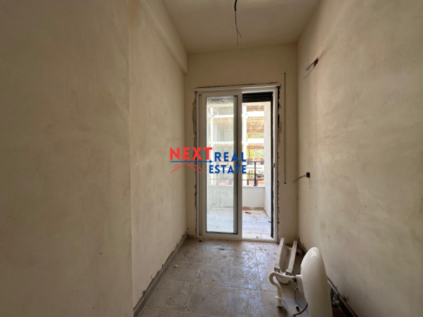 SHITET APARTAMENT 1+1 NE LUNGOMARE, VLORE