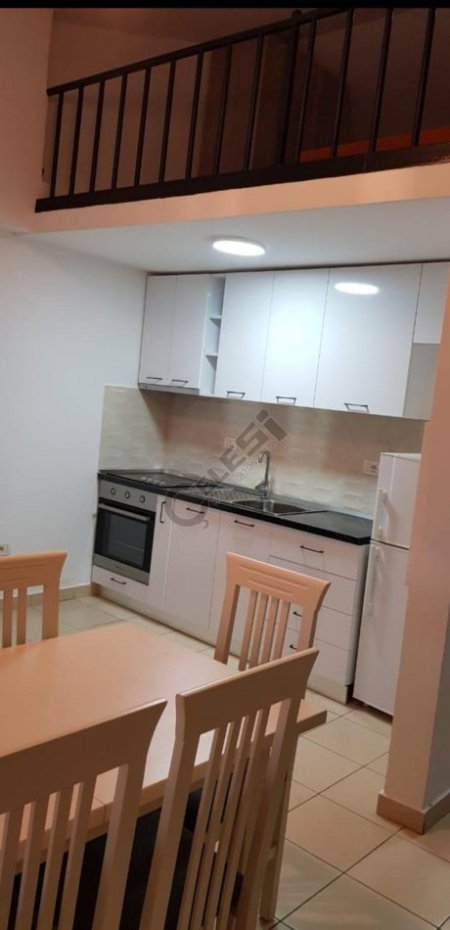 JEPET ME QERA APARTAMENT DUPLEX 1+1 500 EURO KOMUNA E PARISIT