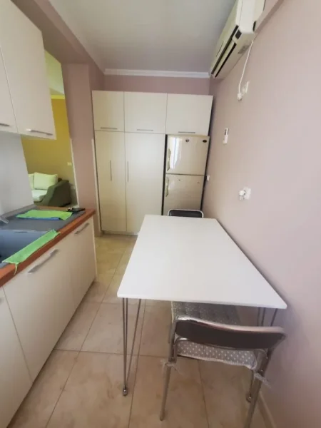 JEPET ME QERA APARTAMENT 2+1 500 EURO DON BOSKO